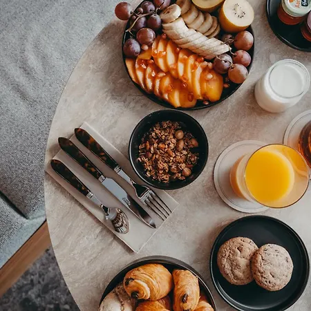 Готель Moderne Порто-Веккіо