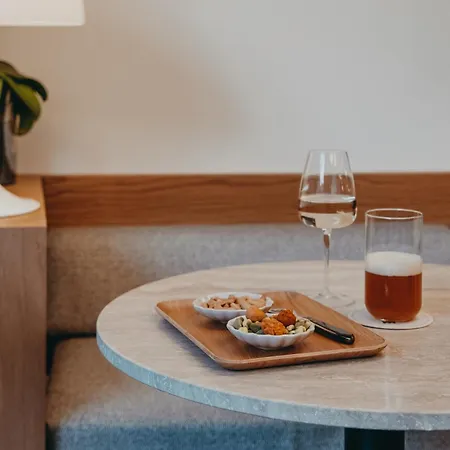 Готель Moderne 4*