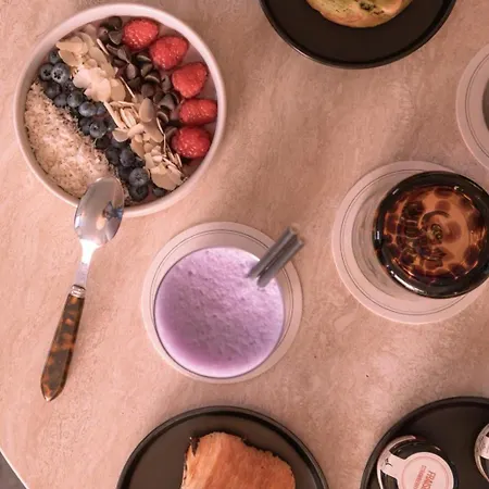 Moderne Готель