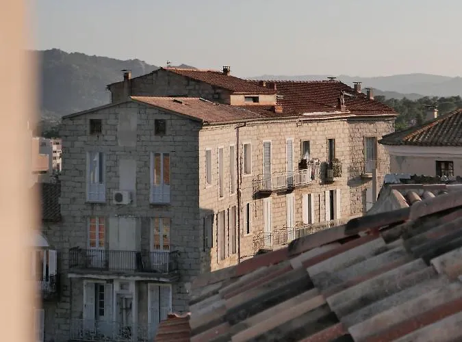 Готель Moderne 4*