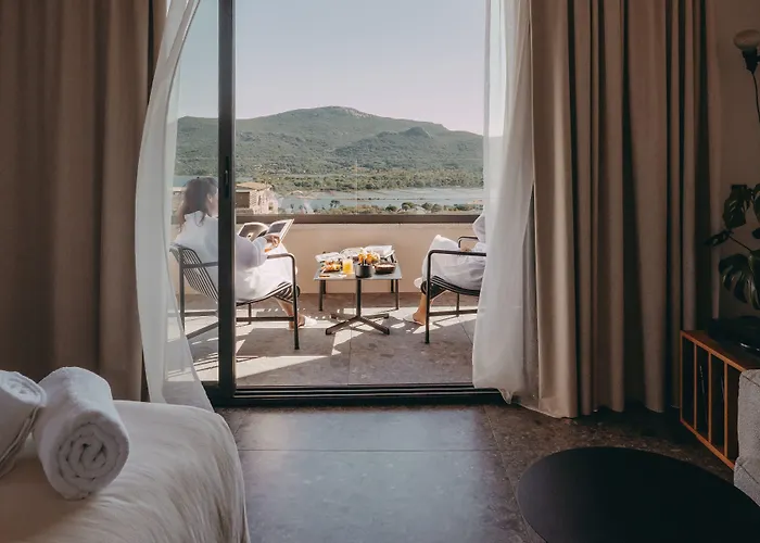 Moderne Порто-Веккіо