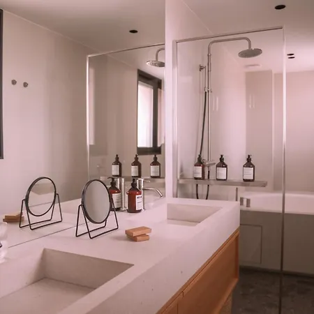 Hotel Moderne 4*