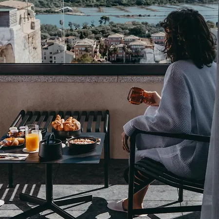 Moderne Otel Porto-Vecchio (Corsica)