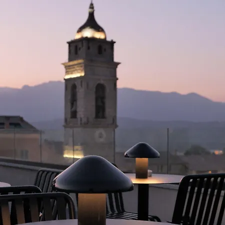 Moderne Porto-Vecchio (Corsica)